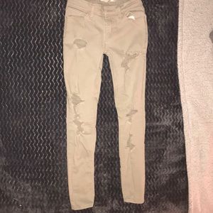 Ripped khaki Levi jeans